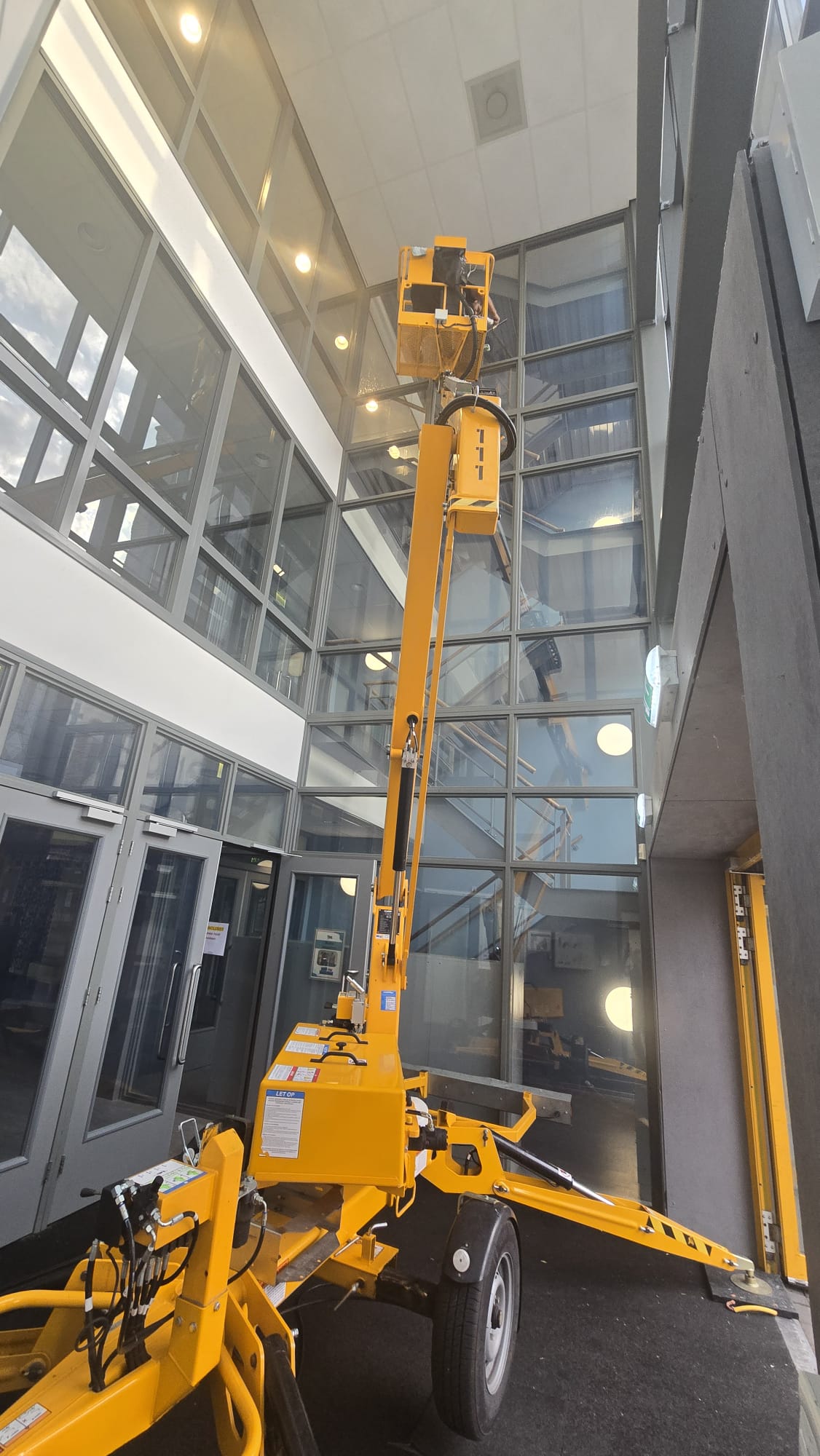 WhatsApp Image 2025 11 23 at 21.03.09 12